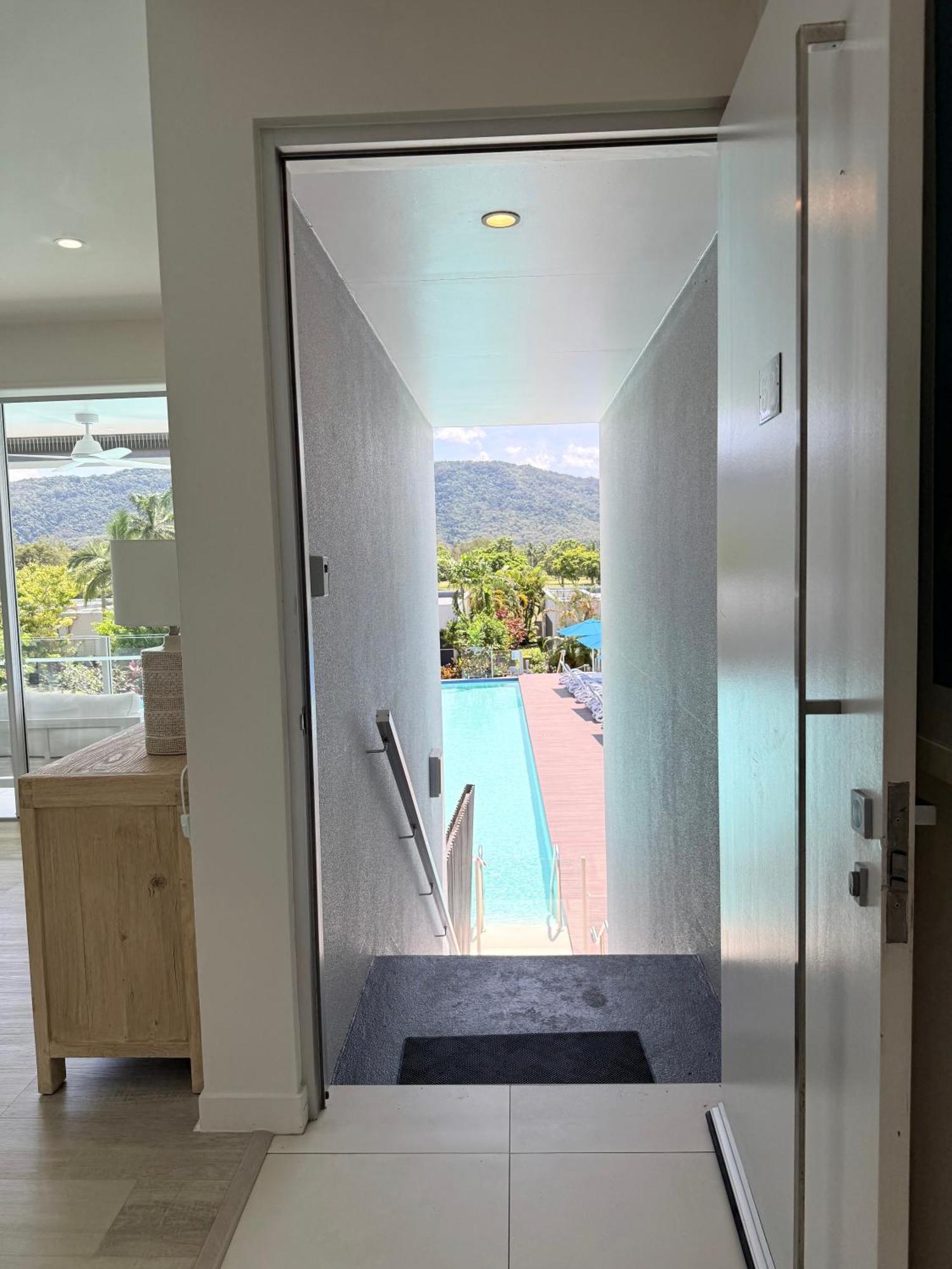 Pool Resort Port Douglas Extérieur photo